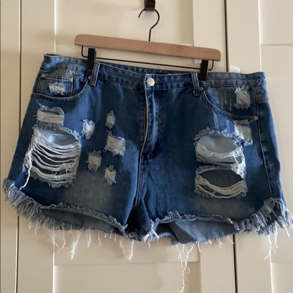 Distressed Denim Shorts Fringe Hem - US18